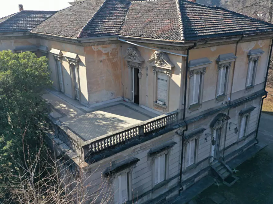 Immagine 4 di Villa in vendita  in Via Canton Chiedo 16 a Caravate