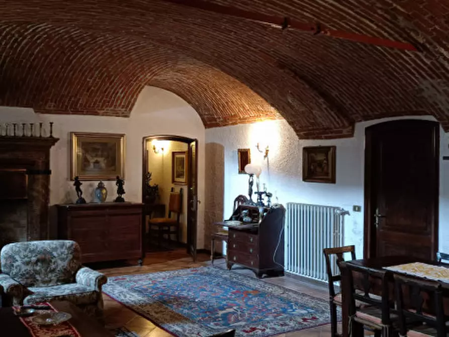 Immagine 21 di Villa in vendita  in Via Canton Chiedo 16 a Caravate