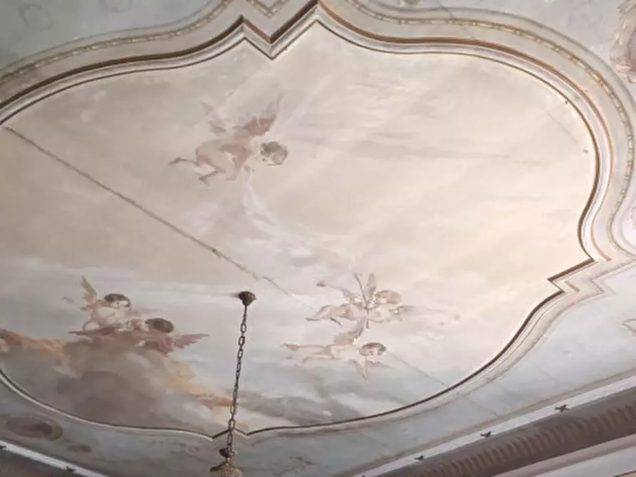 Immagine 22 di Villa in vendita  in Via Canton Chiedo 16 a Caravate