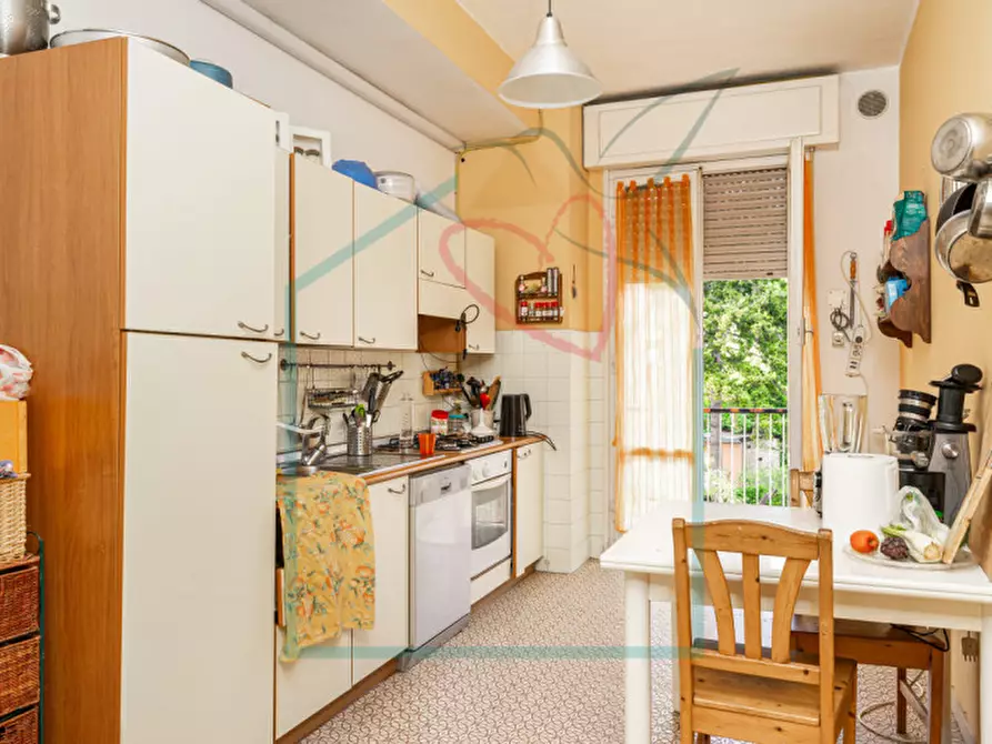 Immagine 7 di Appartamento in vendita  in via trogu a Lerici