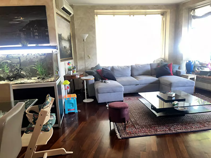 Immagine 22 di Appartamento in vendita  in Via Misurina a Roma