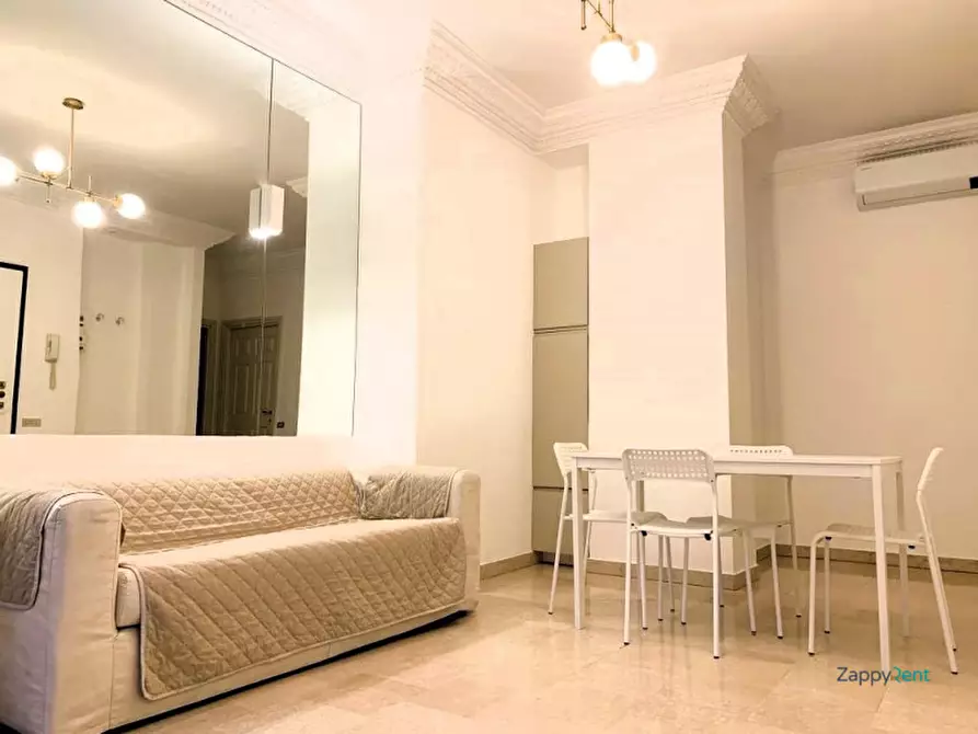 Immagine 1 di Appartamento in affitto  in Viale Certosa a Milano