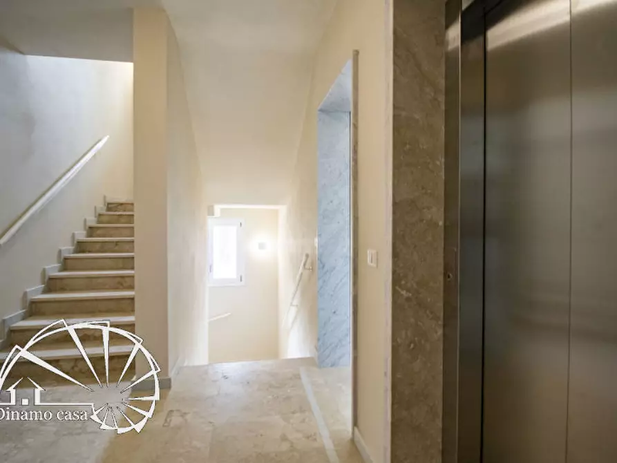 Immagine 14 di Appartamento in vendita  a Vaiano