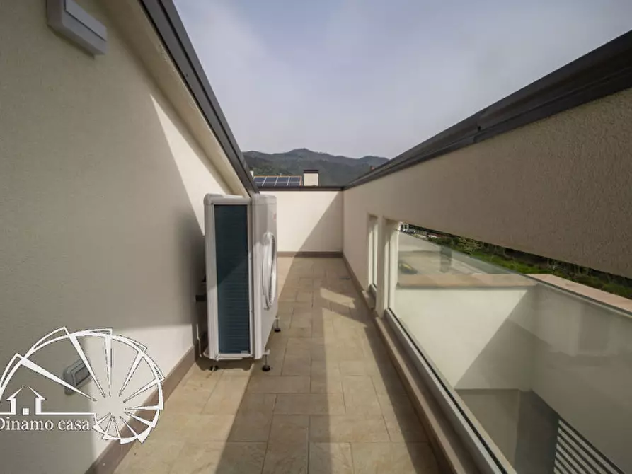 Immagine 15 di Appartamento in vendita  a Vaiano