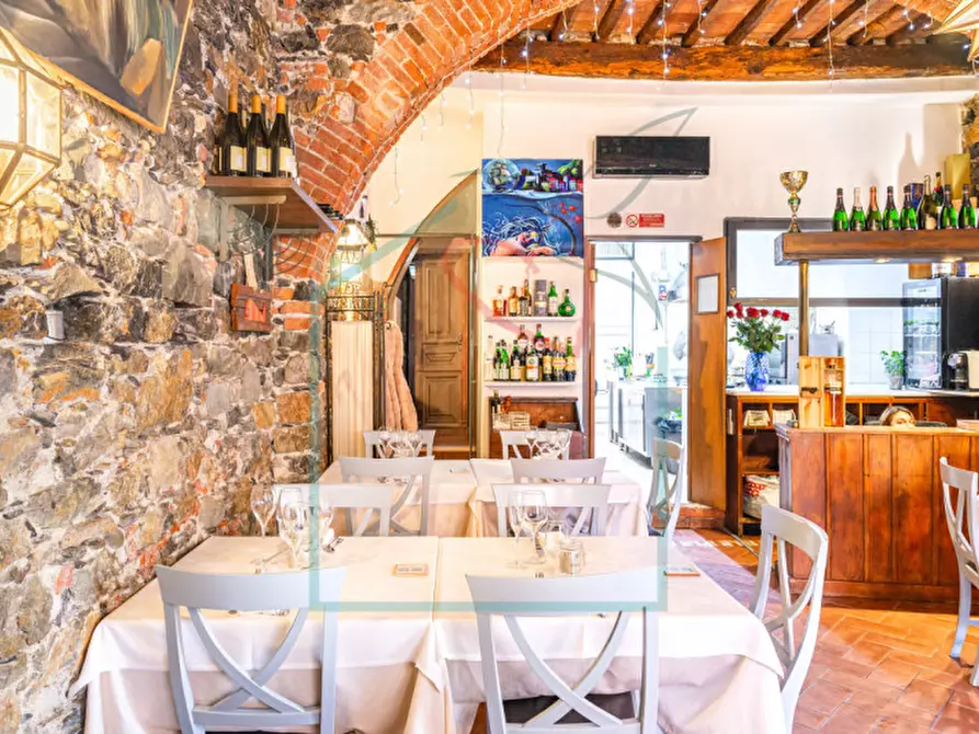 Immagine 7 di Attività commerciale in vendita  a Lerici