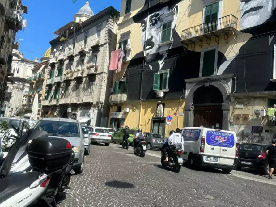 Immagine 1 di Appartamento in vendita  in Via Sanità a Napoli
