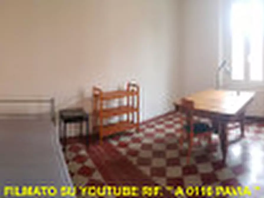 Immagine 6 di Camera in affitto  in via riviera a Pavia