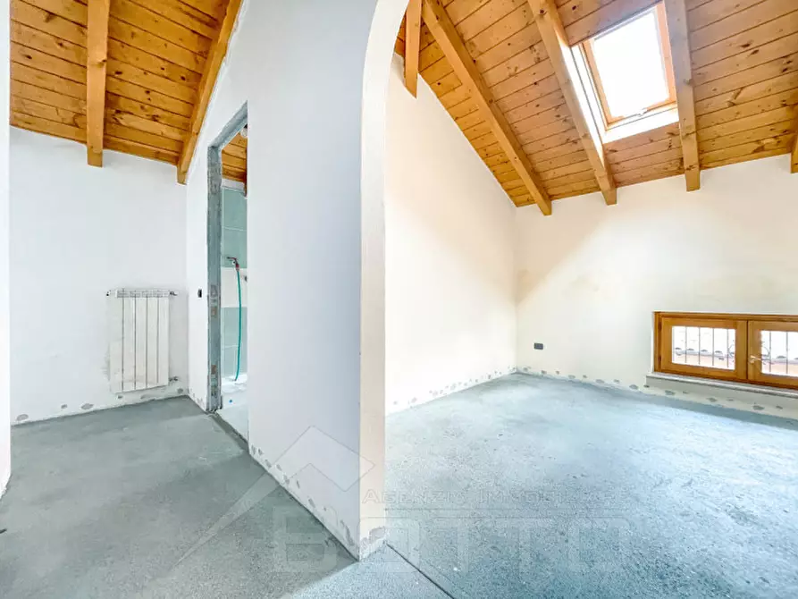 Immagine 5 di Appartamento in vendita  in Via Sanado, 58 a Borgomanero