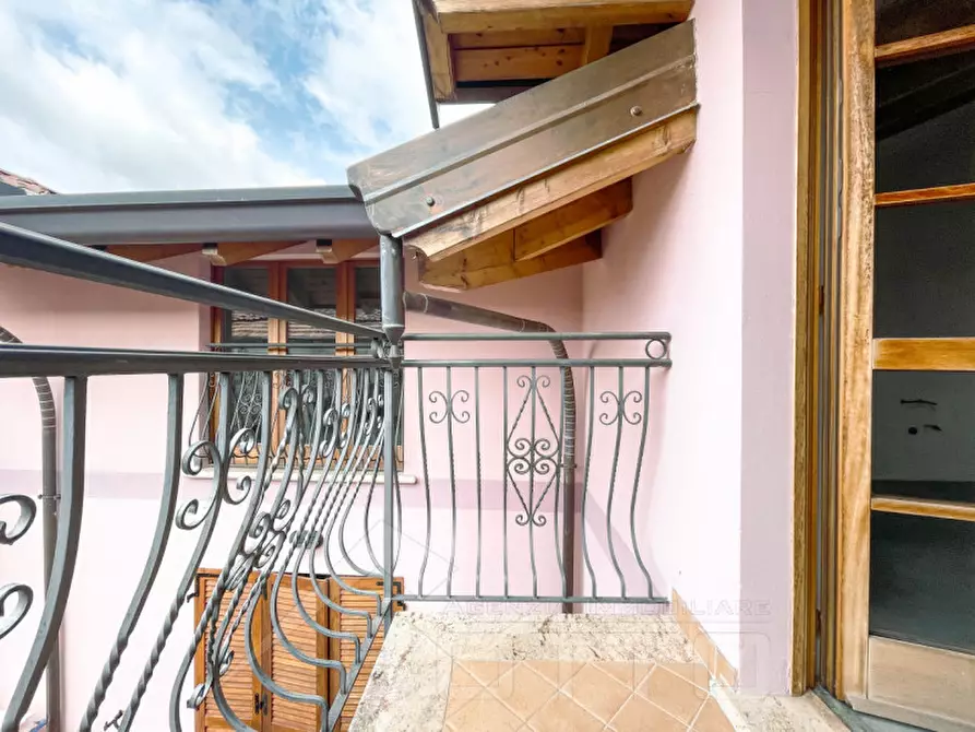 Immagine 10 di Appartamento in vendita  in Via Sanado, 58 a Borgomanero