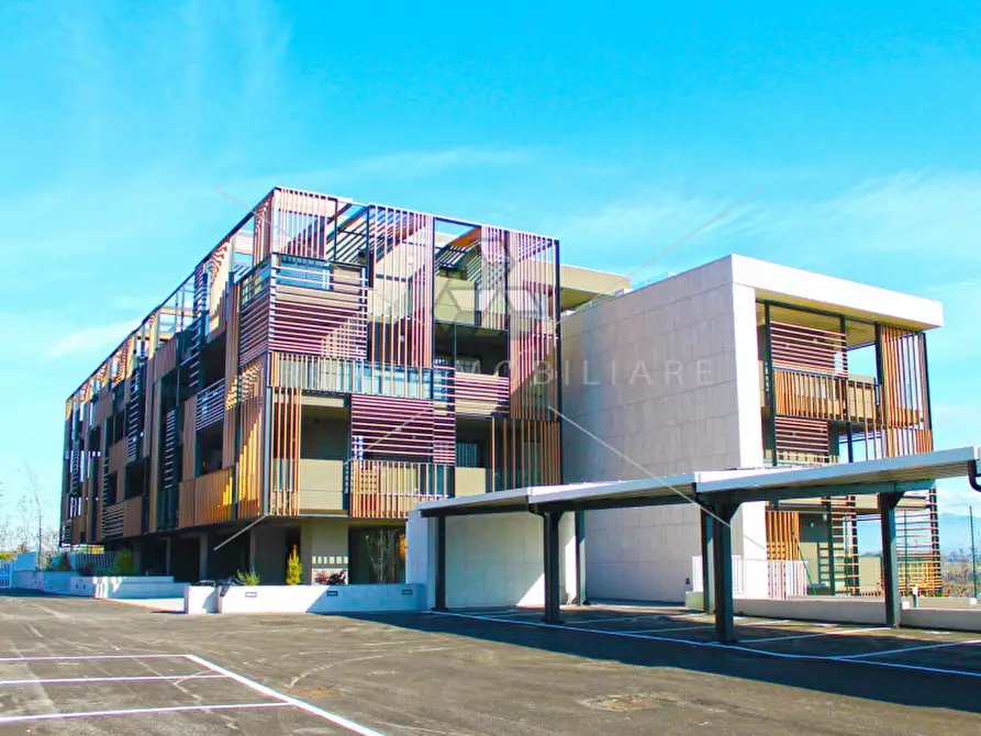 Immagine 5 di Appartamento in vendita  in Via Montegallo a Roma