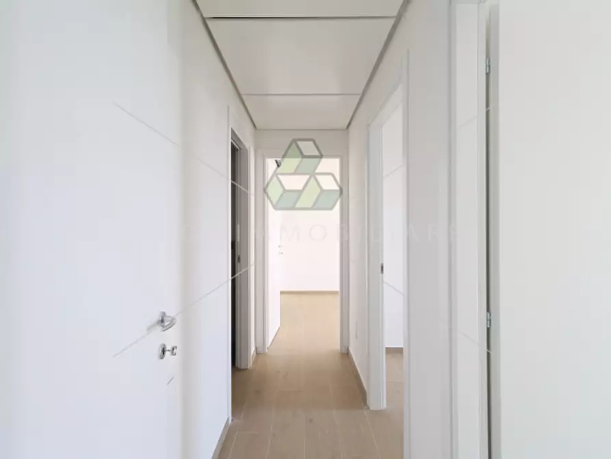 Immagine 10 di Appartamento in vendita  in Via Montegallo a Roma