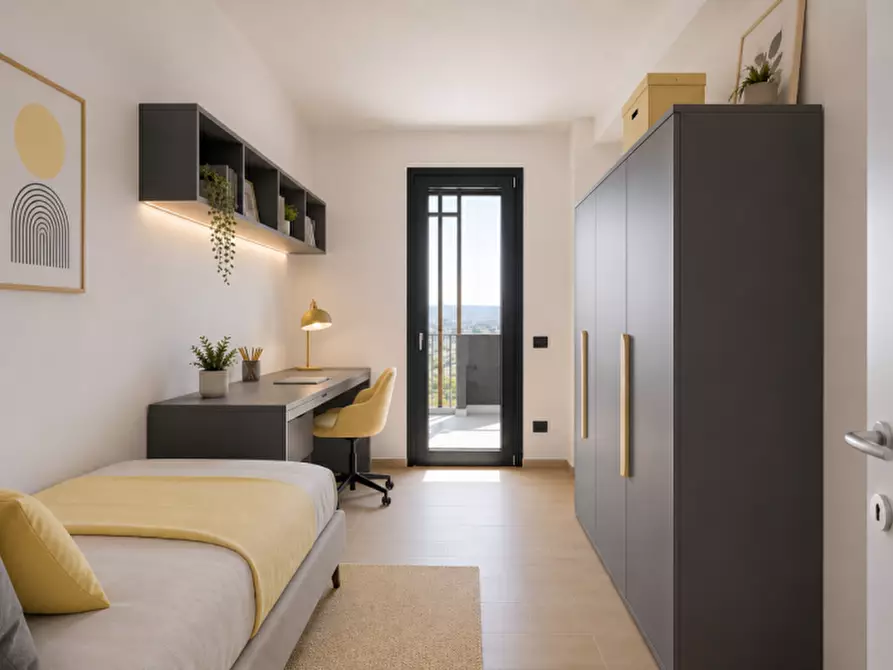 Immagine 11 di Appartamento in vendita  in Via Montegallo a Roma