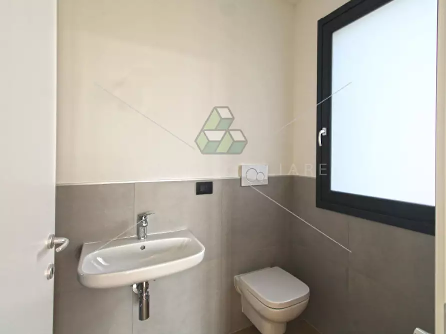 Immagine 16 di Appartamento in vendita  in Via Montegallo a Roma