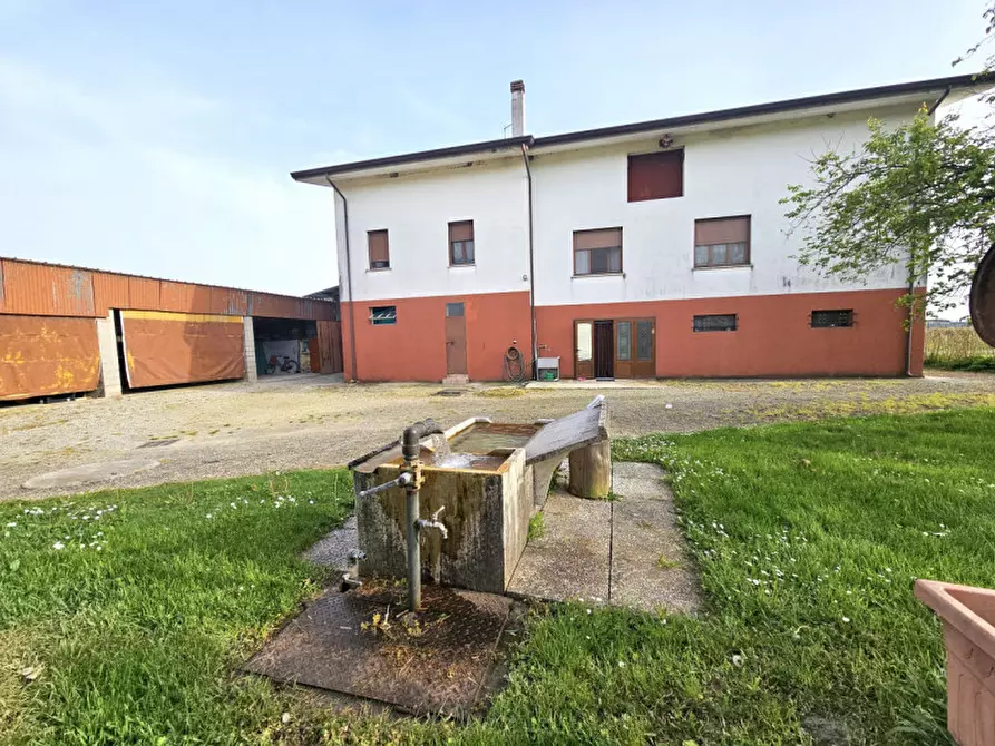Immagine 33 di Casa bifamiliare in vendita  in via comunali di sopra 2 a San Vito Al Tagliamento