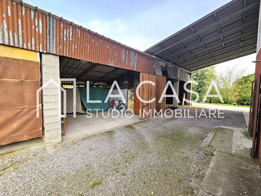 Immagine 69 di Casa bifamiliare in vendita  in via comunali di sopra 2 a San Vito Al Tagliamento