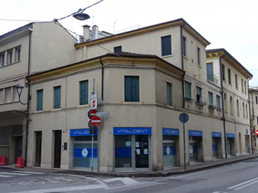 Immagine 1 di Ufficio in vendita  in via pascoli 4-6 a Venezia