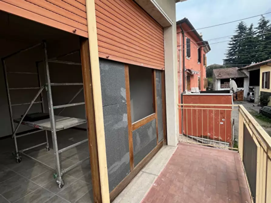 Immagine 13 di Appartamento in vendita  a Sant'ambrogio Di Valpolicella