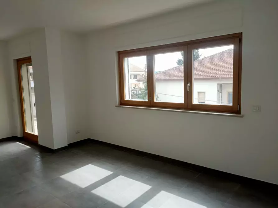 Immagine 1 di Appartamento in vendita  in corso umberto a Montesilvano