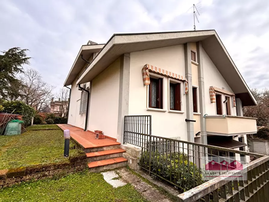 Immagine 6 di Casa indipendente in affitto  in Via delle Stelle Alpine a Creazzo