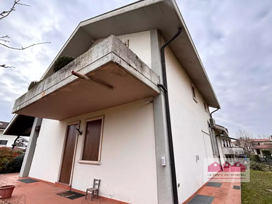 Immagine 8 di Casa indipendente in affitto  in Via delle Stelle Alpine a Creazzo