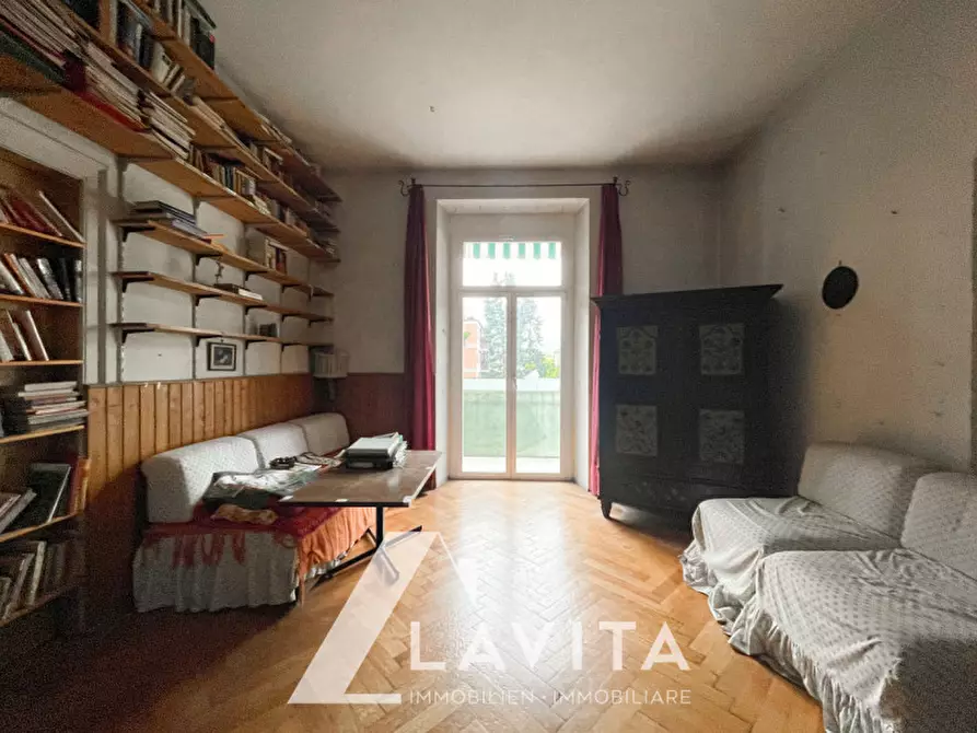 Immagine 2 di Appartamento in vendita  in via Guncina 8 a Bolzano