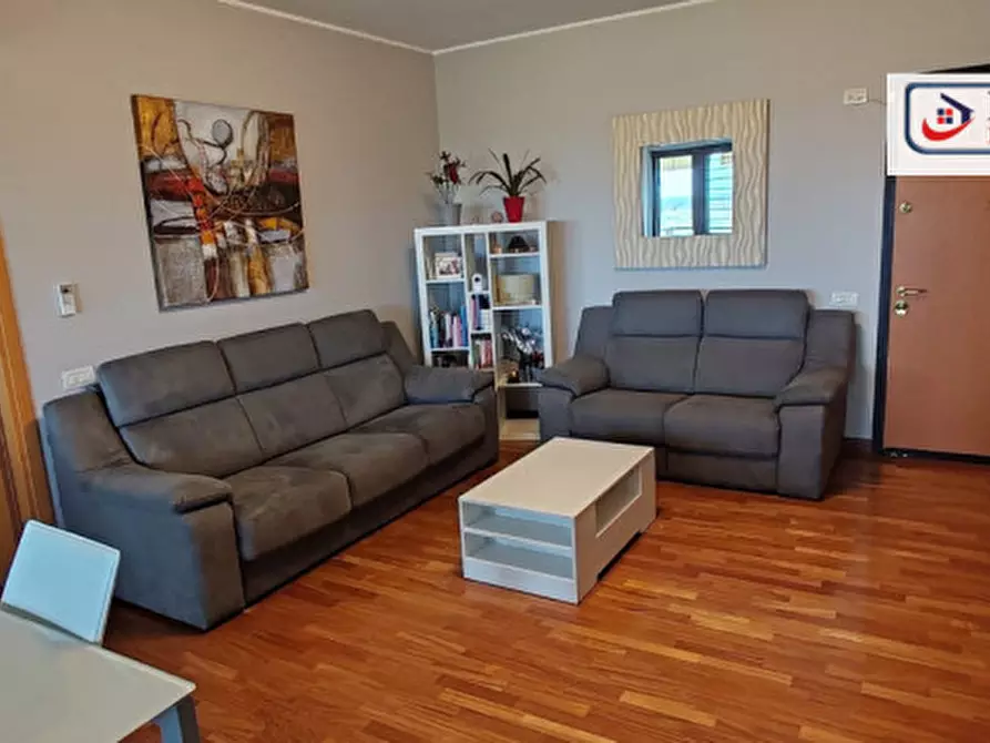 Immagine 21 di Appartamento in vendita  in LARGO GUIDO BUZZELLI a Roma