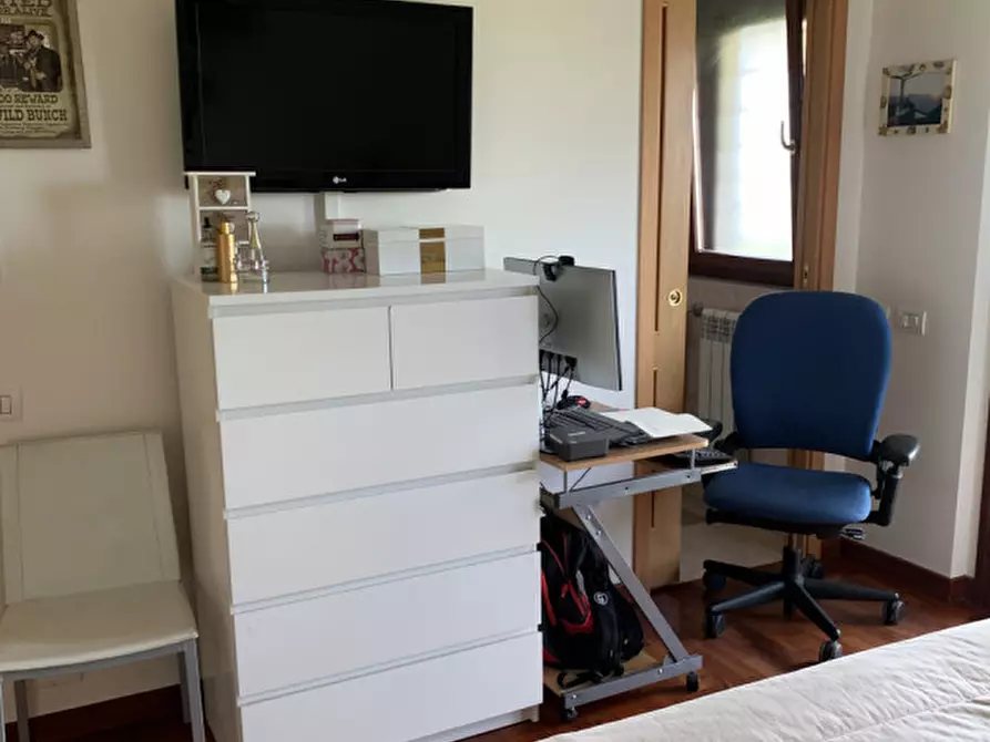 Immagine 40 di Appartamento in vendita  in LARGO GUIDO BUZZELLI a Roma