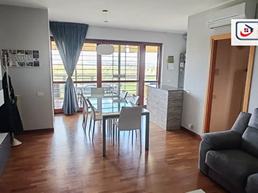 Immagine 88 di Appartamento in vendita  in LARGO GUIDO BUZZELLI a Roma