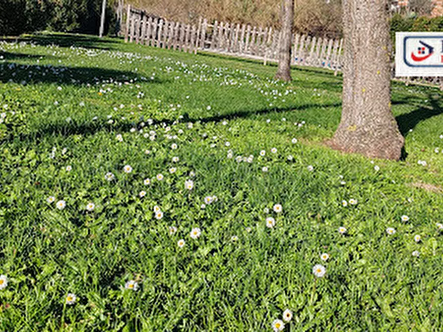 Immagine 92 di Appartamento in vendita  in LARGO GUIDO BUZZELLI a Roma