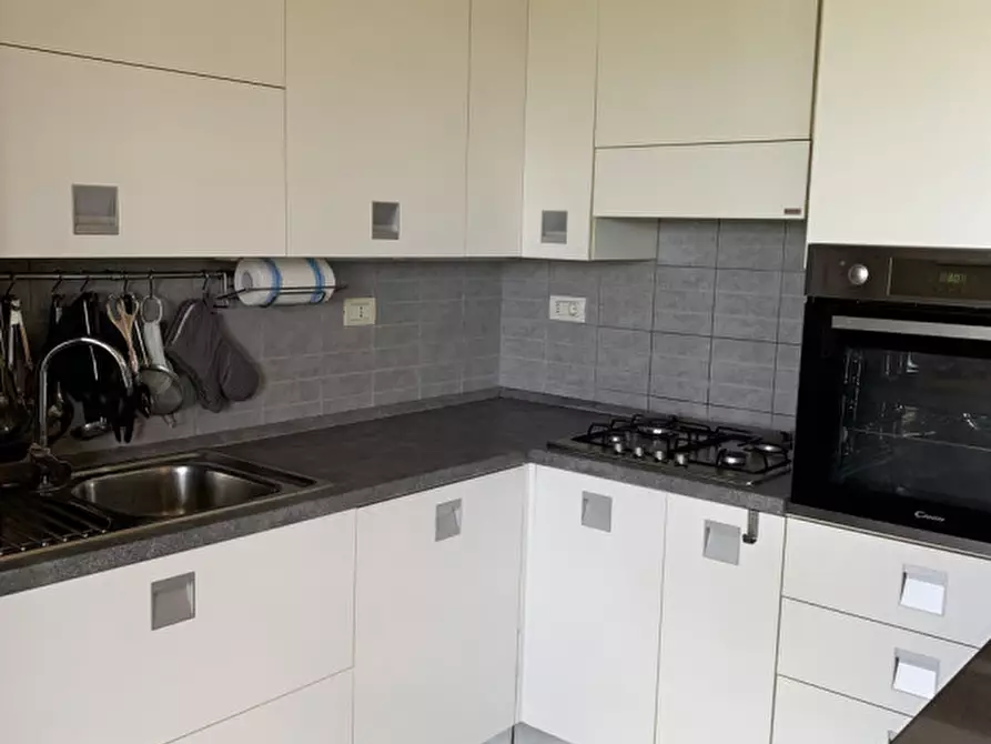 Immagine 93 di Appartamento in vendita  in LARGO GUIDO BUZZELLI a Roma