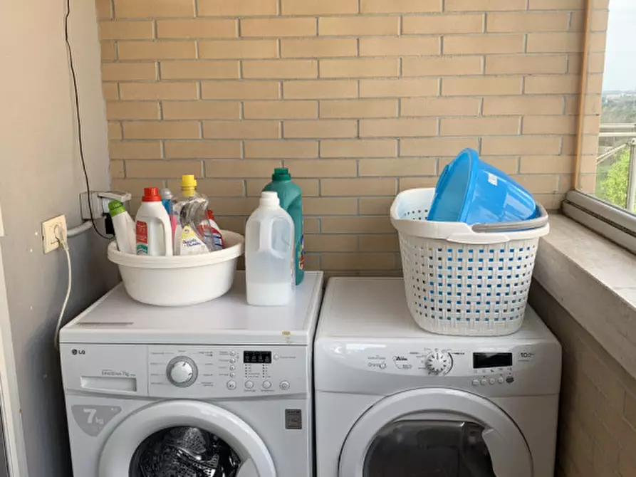 Immagine 114 di Appartamento in vendita  in LARGO GUIDO BUZZELLI a Roma