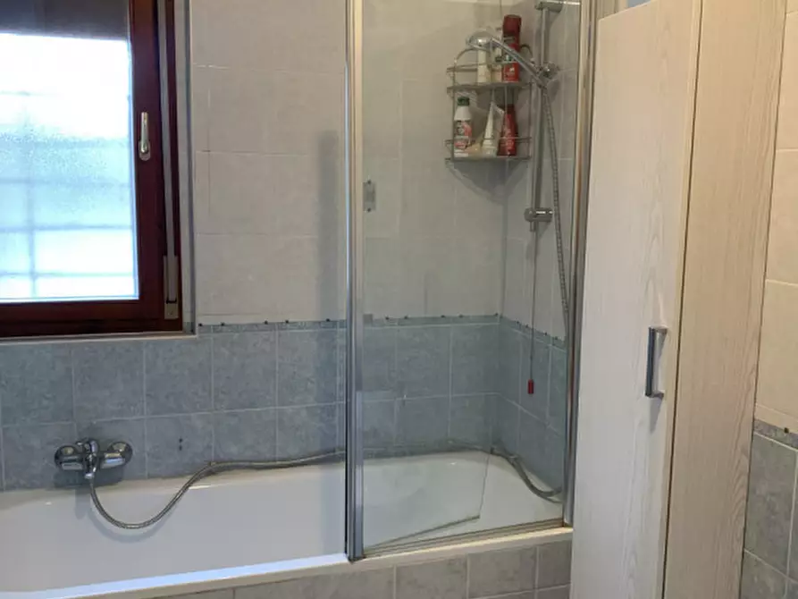 Immagine 120 di Appartamento in vendita  in LARGO GUIDO BUZZELLI a Roma