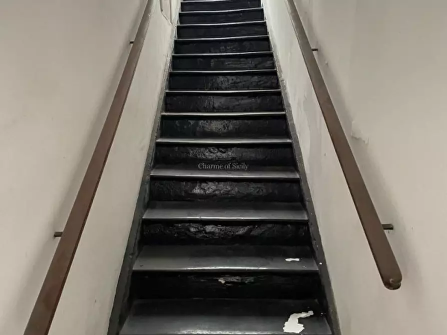 Immagine 17 di Casa indipendente in vendita  in Via Tirella a Modica