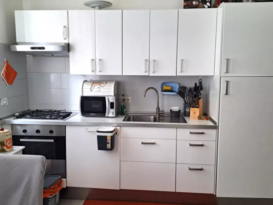 Immagine 5 di Appartamento in vendita  in via del labaro a Roma