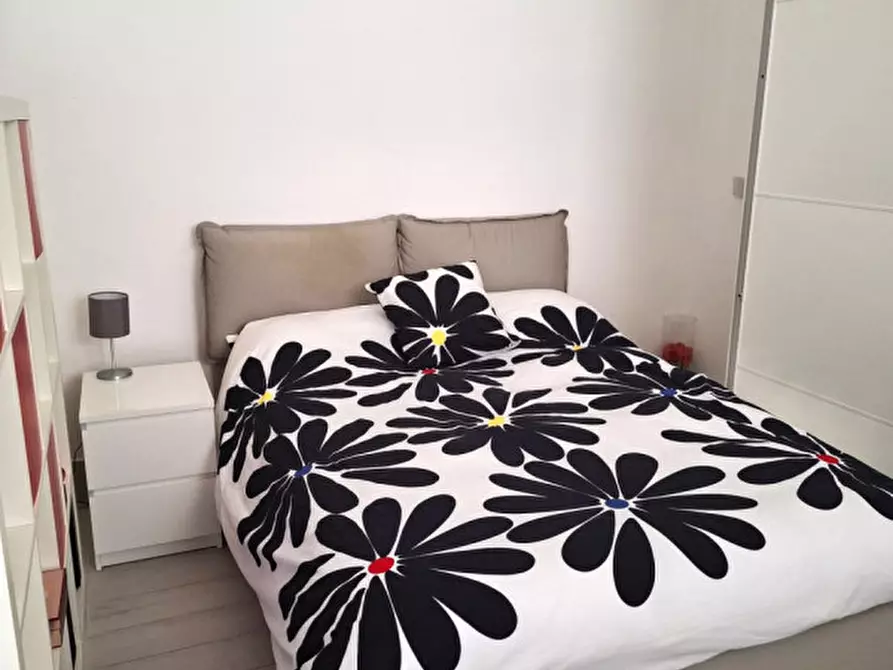 Immagine 8 di Appartamento in vendita  in via del labaro a Roma