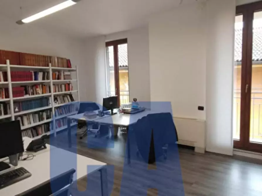 Immagine 1 di Ufficio in affitto  in VIA MERLO CARLO GIUSEPPE a Milano