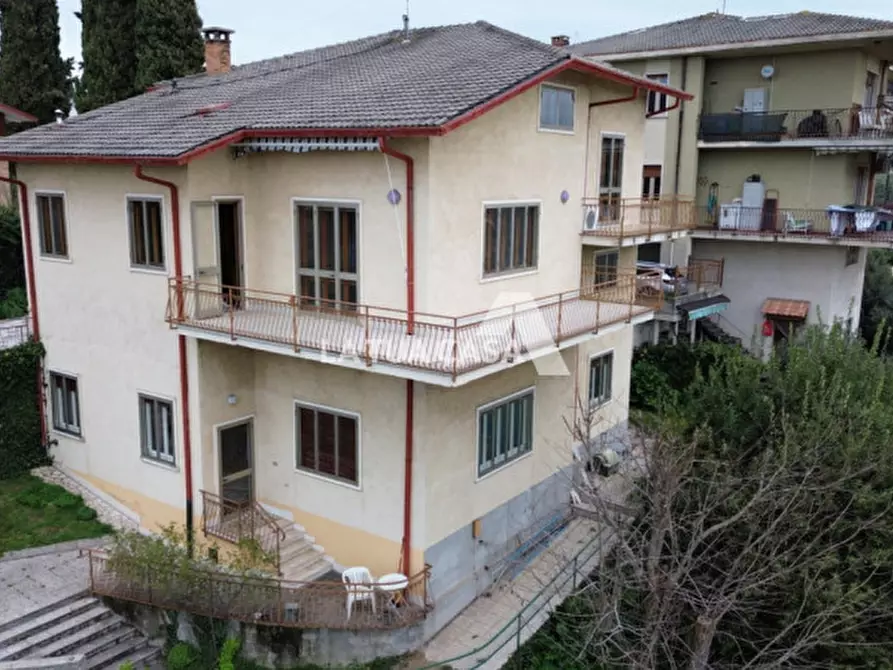 Immagine 8 di Villa in vendita  a Sona