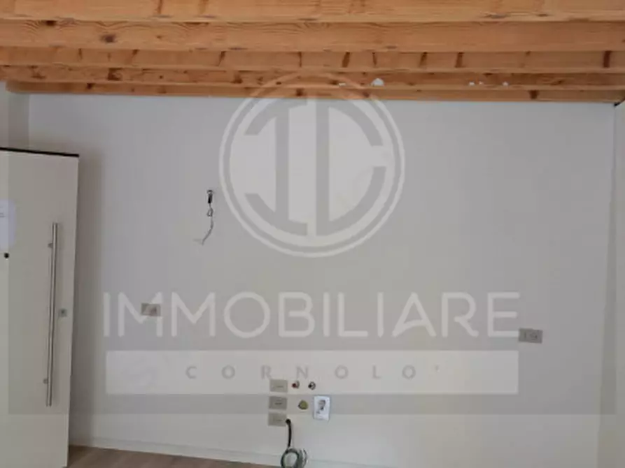 Immagine 2 di Appartamento in vendita  a Piovene Rocchette