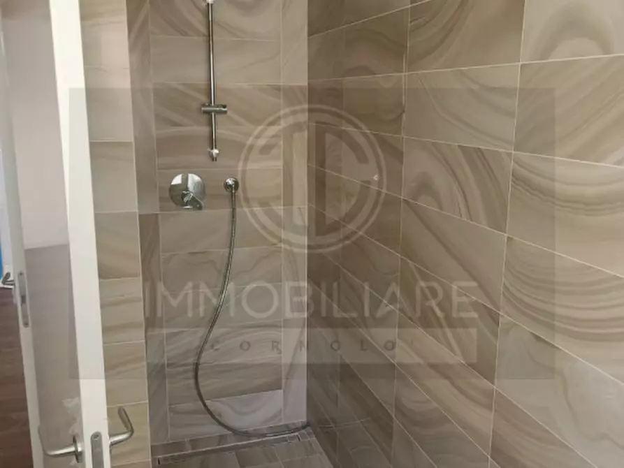 Immagine 7 di Appartamento in vendita  a Piovene Rocchette