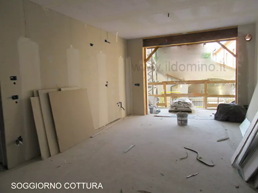 Immagine 1 di Appartamento in vendita  in Via Savonarola a Padova