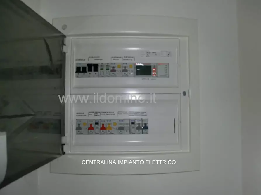 Immagine 27 di Appartamento in vendita  in Via Savonarola a Padova