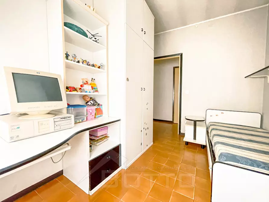 Immagine 15 di Villetta a schiera in vendita  in Via Pisolo 8 a Nonio