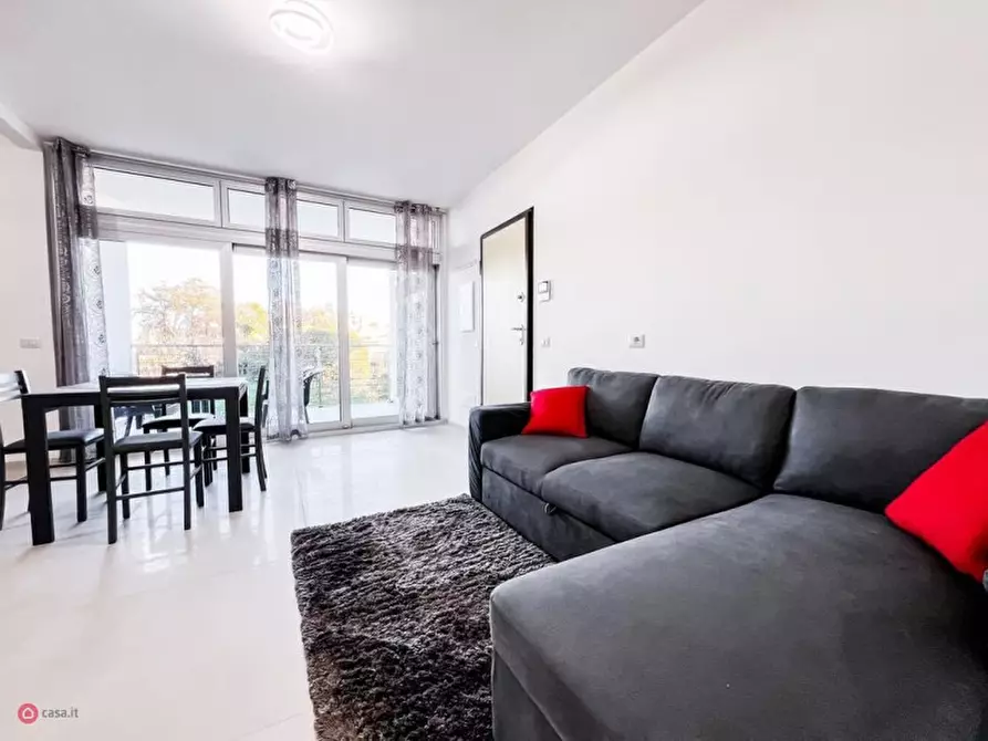 Immagine 2 di Appartamento in vendita  in via san simplicio a Olbia