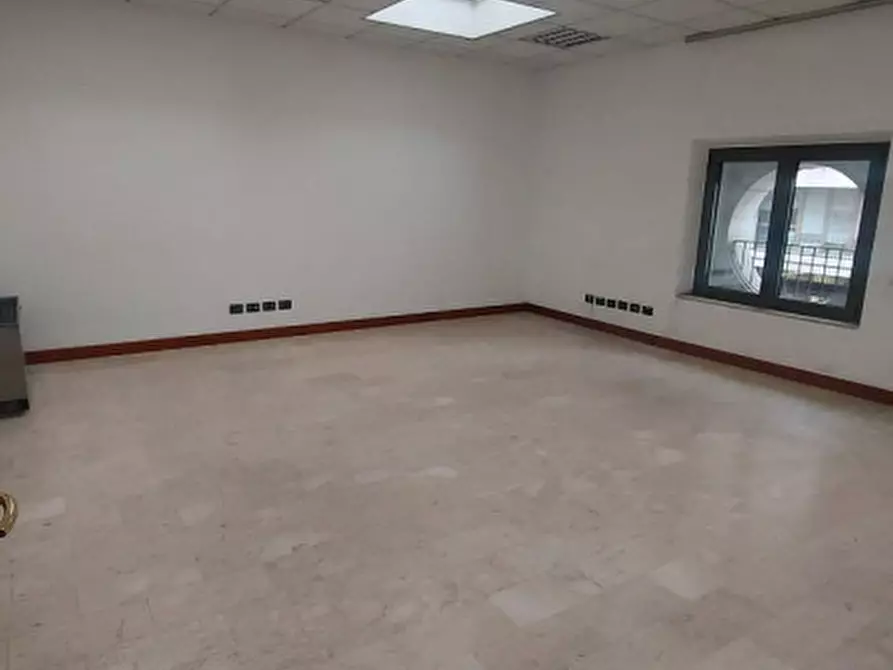 Immagine 12 di Ufficio in affitto  in via tommaseo a Padova