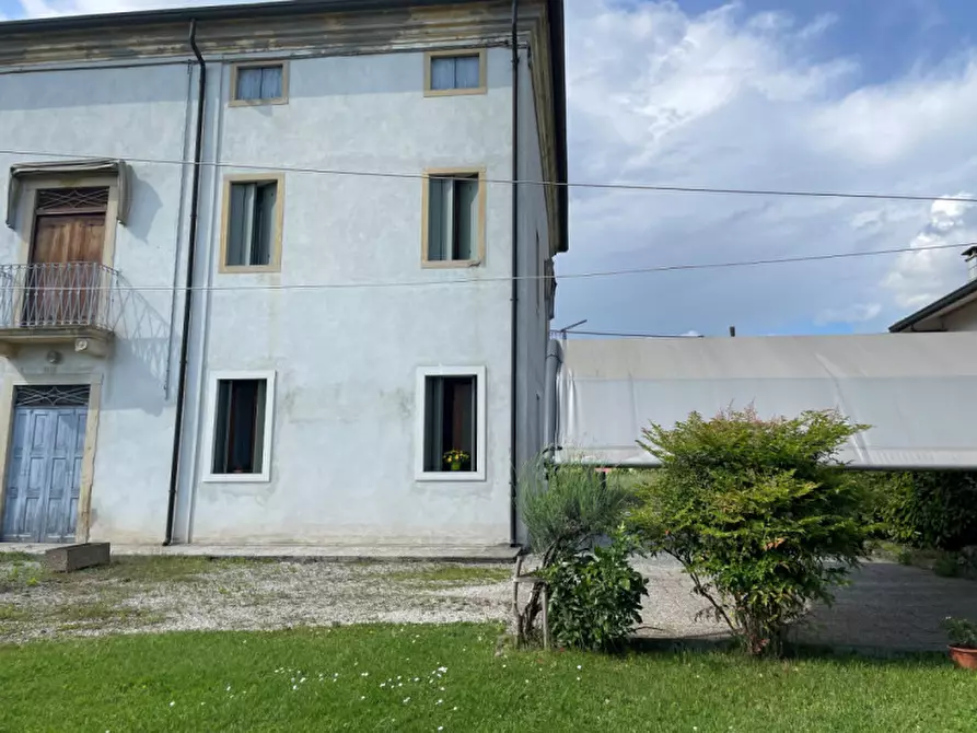Immagine 1 di Casa bifamiliare in vendita  in via Cà Nova a Nanto