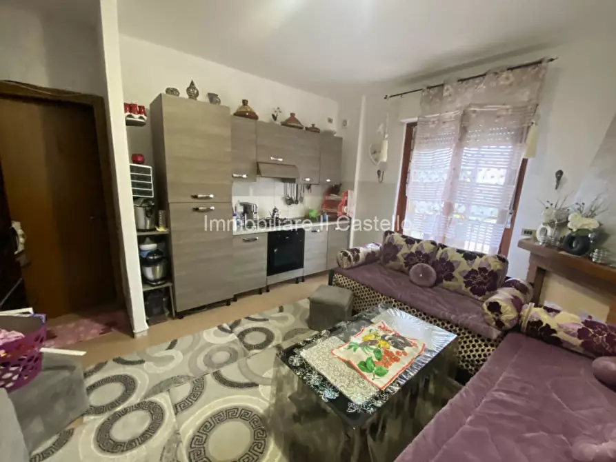 Immagine 1 di Appartamento in vendita  in Via Marzabotto a Castiglione Del Lago