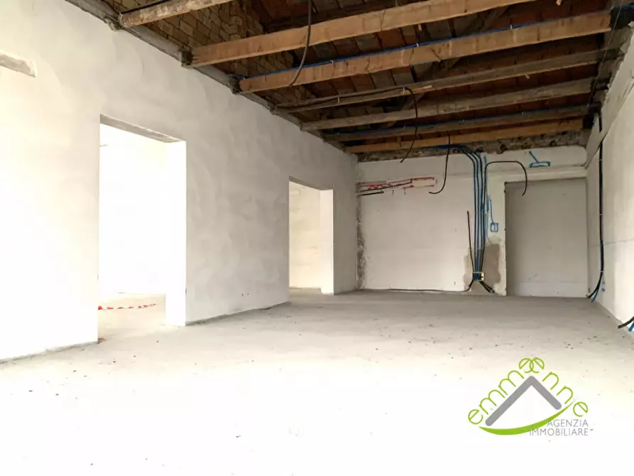 Immagine 1 di Ufficio in vendita  in via genova a Campagna Lupia