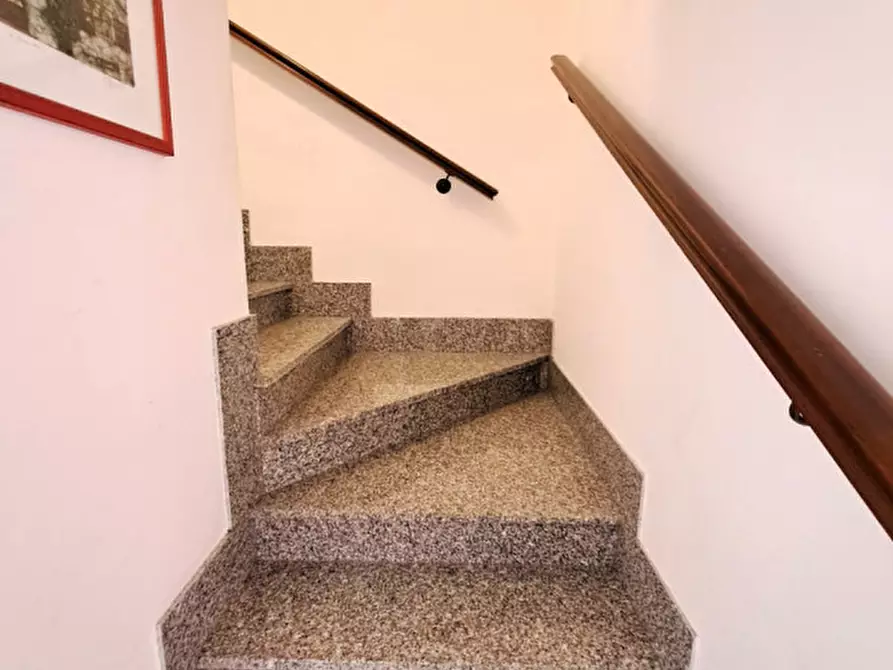 Immagine 8 di Villetta a schiera in vendita  a Passignano Sul Trasimeno