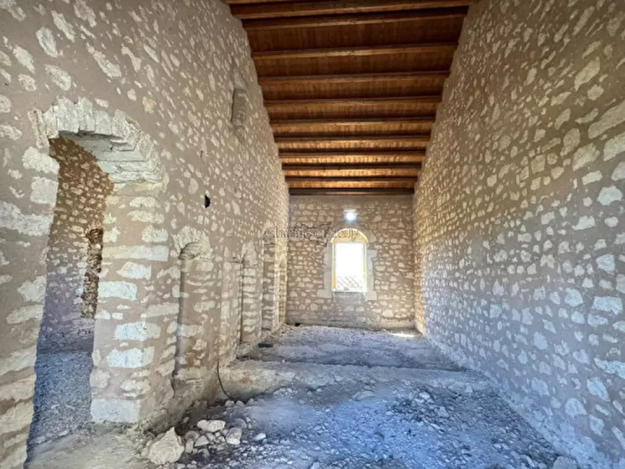 Immagine 10 di Rustico / casale in vendita  in Contrada Burgio a Noto