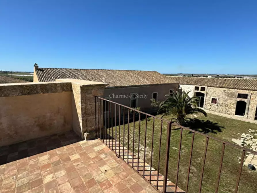 Immagine 17 di Rustico / casale in vendita  in Contrada Burgio a Noto